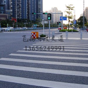 說一說蘇州道路劃線劃分為哪些？對應(yīng)表示什么？